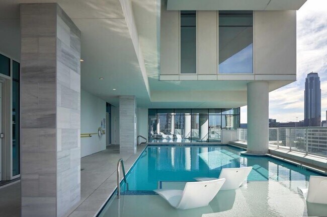 Building Photo - 4521 San Felipe St