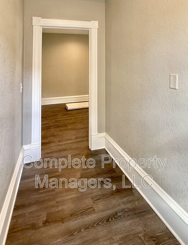 Foto del edificio - 258 S Pearl St