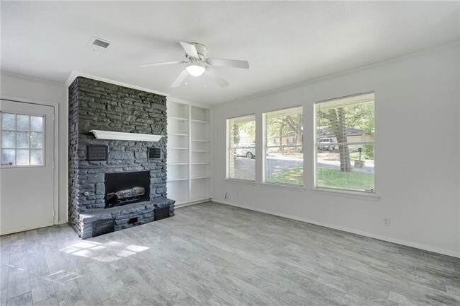 Building Photo - 2626 Baxter Dr