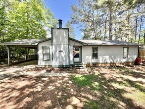 Building Photo - 127 Cedar Creek Cir