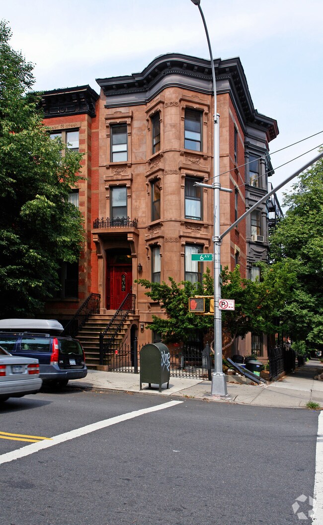 Foto del edificio - 378 6th Ave