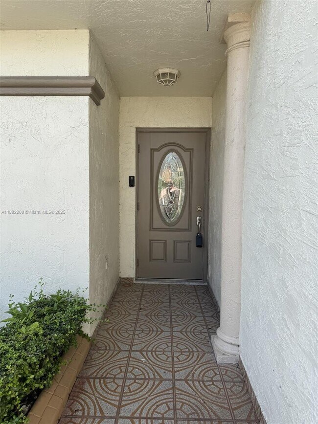 Foto del edificio - 12302 NW 11th St