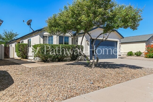 Building Photo - 15212 N 85th Dr