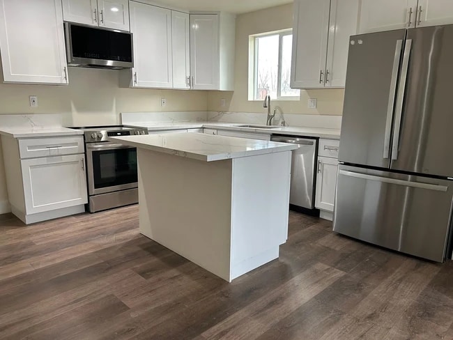 Building Photo - 2831 Griffin Ave