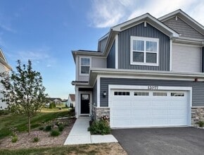 Building Photo - 12077 Jordi Rd