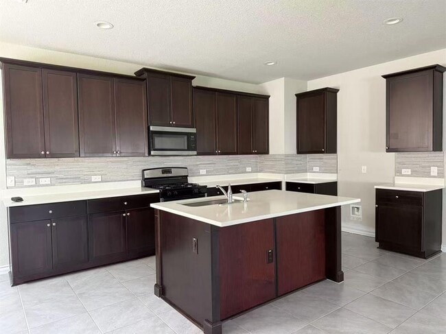 Building Photo - 5613 Lehman Way