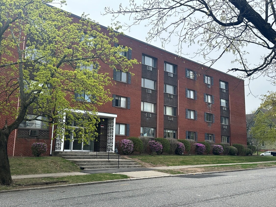 Foto principal - Hilltop Garden Apartments