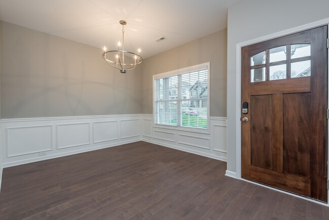 Building Photo - 815 Festival Ln