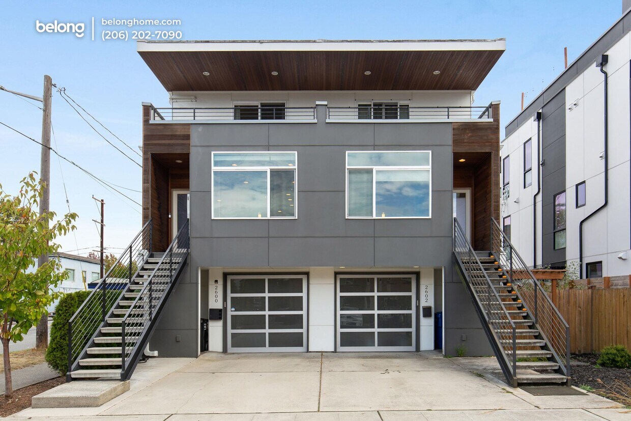 Primary Photo - 2600 45th Ave SW