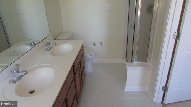 Foto del edificio - 14354 Stonewater Ct