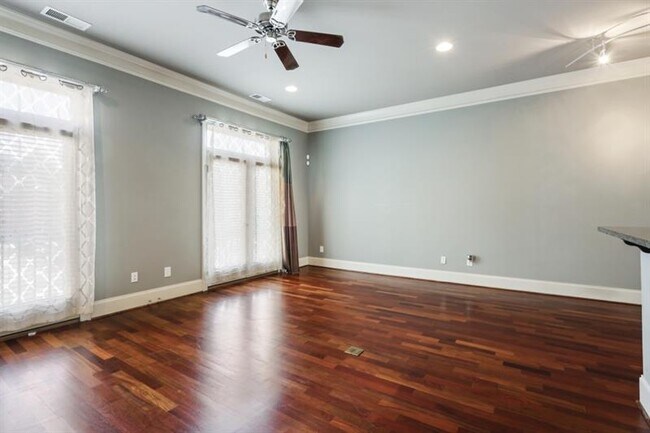 Foto del edificio - 700 Piedmont Ave NE