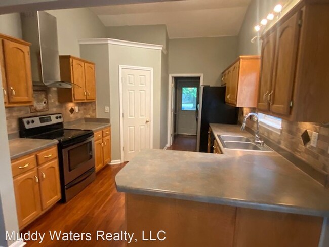 Building Photo - 2 br, 2 bath House - 5525 W E Ross Parkway