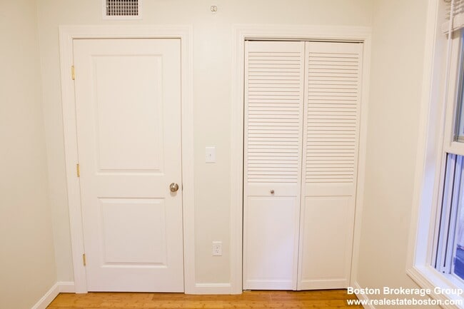 Foto del edificio - 35 Forbes St