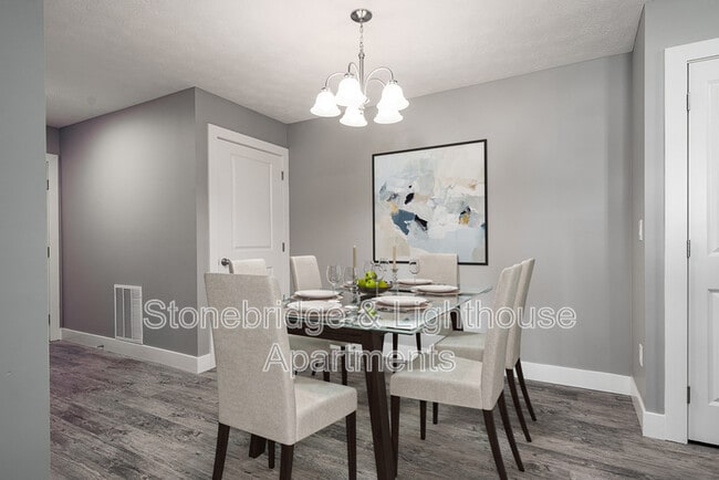 Foto del edificio - 1632 Old Salem Rd