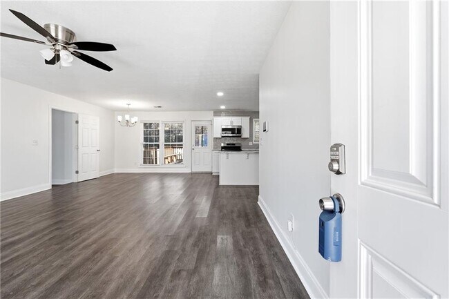 Foto del edificio - 2535 Ridgecrest Dr NW