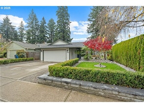 Building Photo - 4504 NE 131st Ave