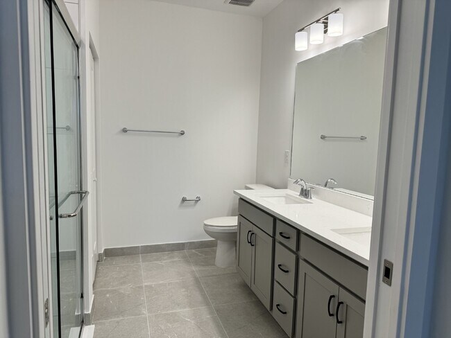 Foto del edificio - VILLA MAR BONITA SPRINGS BRAND NEW CONDO