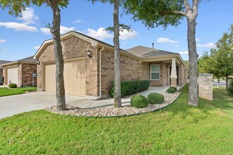 Building Photo - 215 Paint Creek Ln