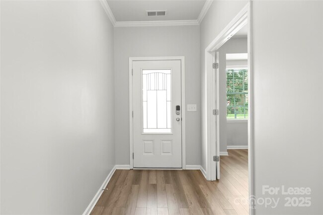 Building Photo - 131 Cherry Bark Dr