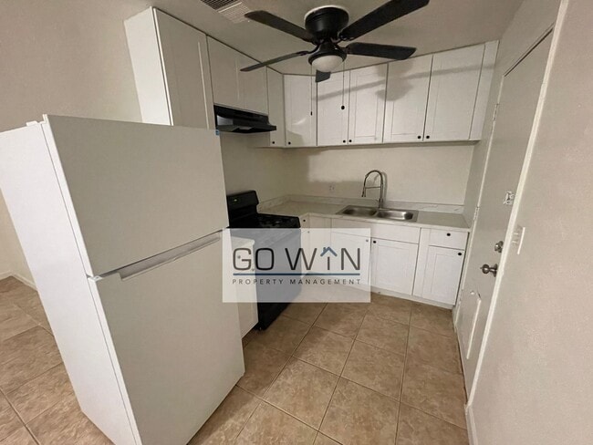 Foto del edificio - 608 N Drew St E