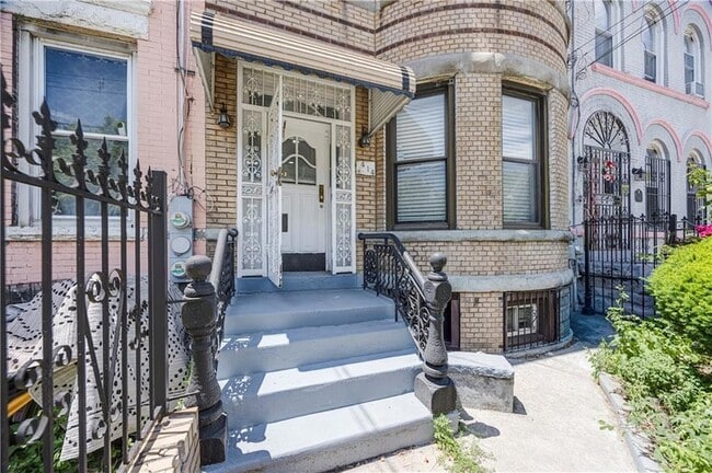 Foto del edificio - 414 Miller Ave