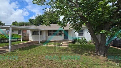 Building Photo - 311 E Jarman Dr