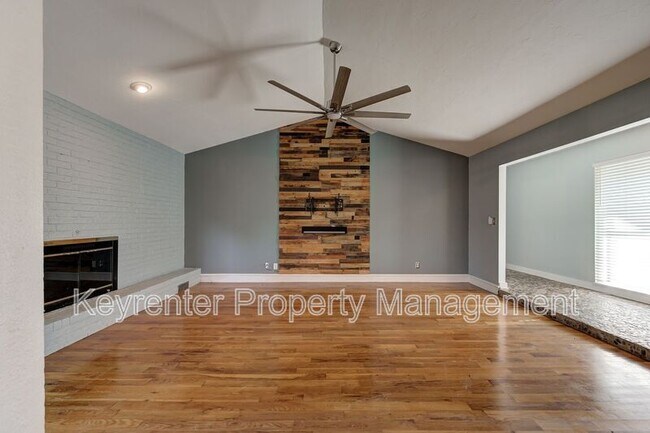 Foto del edificio - 3619 Chatham Ct