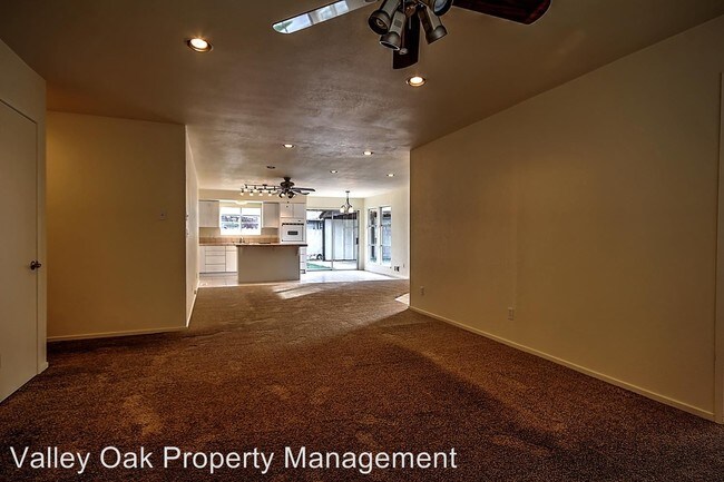 Foto del edificio - 3 br, 2 bath House - 208 State St