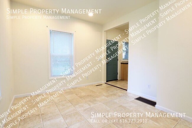 Building Photo - Very Nice 2 Bed 1 Bath!