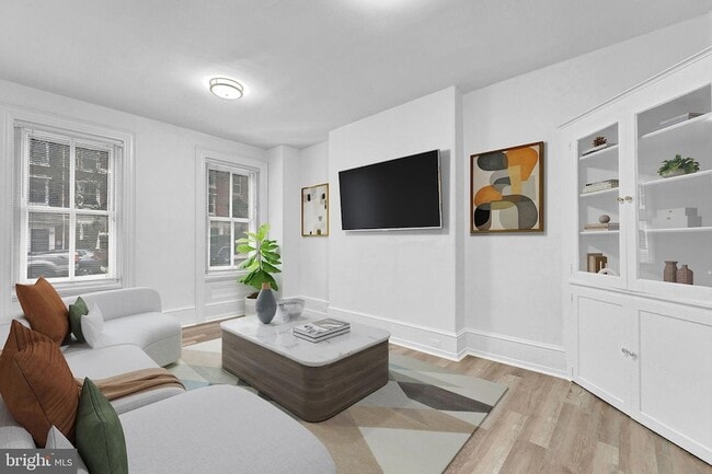 Photo - 28 W Airy Street Unit Townhome