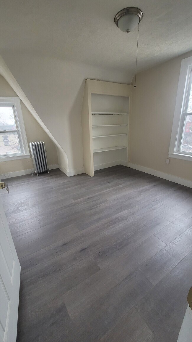 dormitorio 1 - 10 Sherman Ave