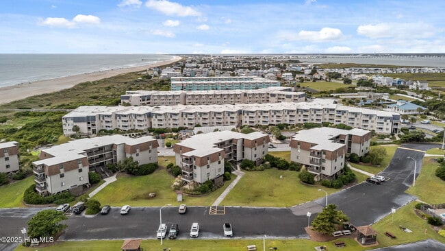Foto del edificio - 2008 E Fort Macon Rd