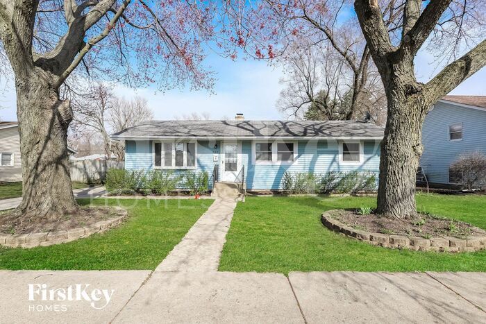 Primary Photo - 605 N Rosedale Ave