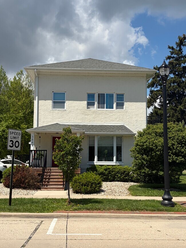 Foto del edificio - 3949 S Packard Ave