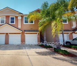 Building Photo - 224 Larkin Pl