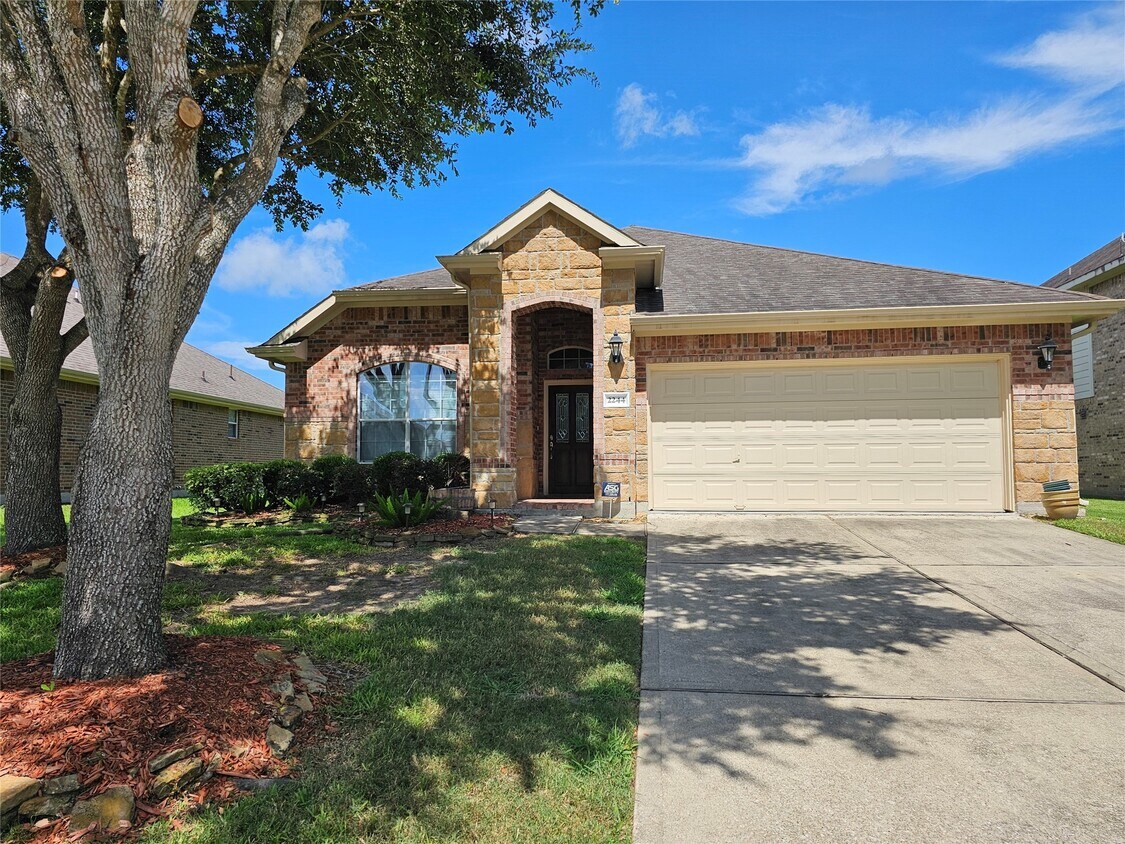 Foto principal - 2244 Waxwing Dr