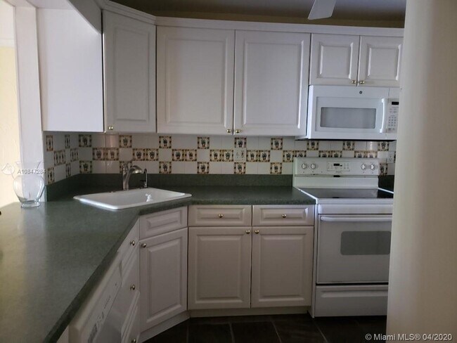 Foto del edificio - 5500 NW 2nd Ave