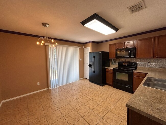 Foto del edificio - 9210 Silver Vista