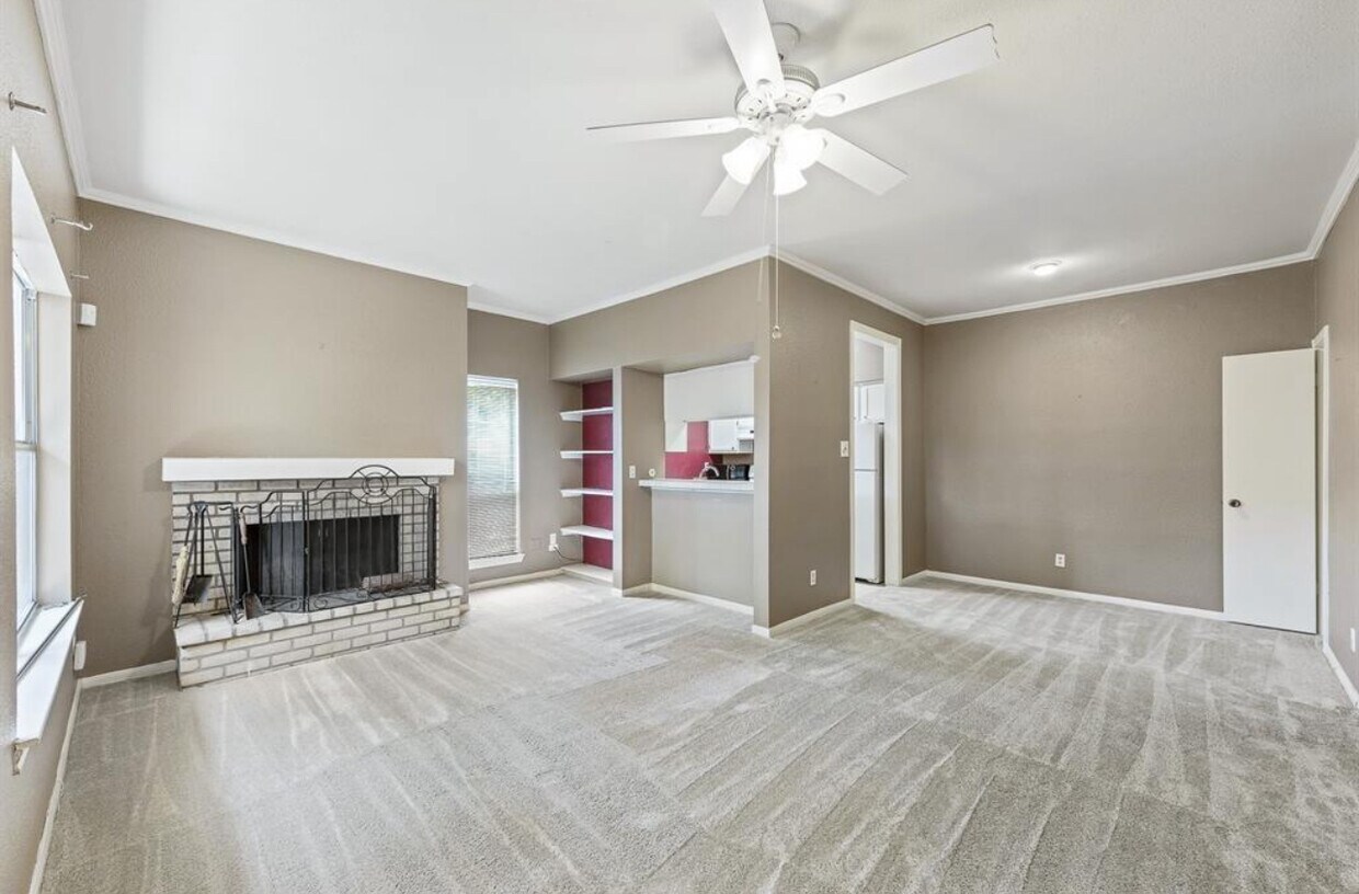 Foto principal - 726 Bering Dr