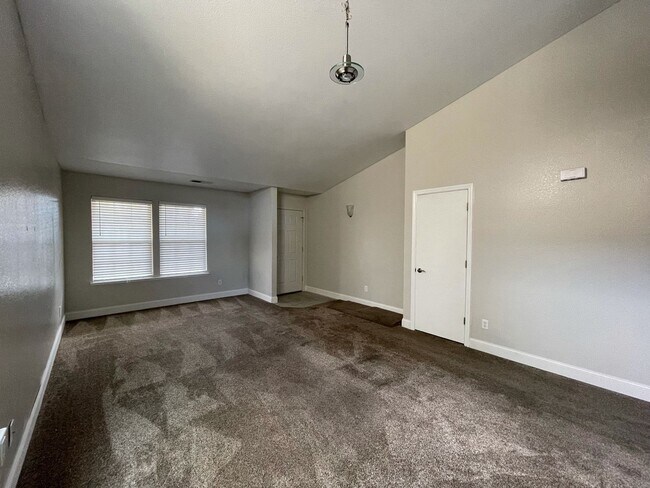 Building Photo - 2509 Arcadia Ct