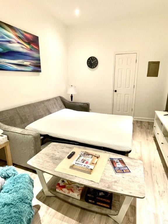Building Photo - 2 bedroom in New York NY 10022
