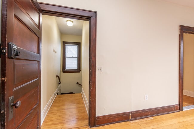 Entryway - 2445 N Oakland Ave