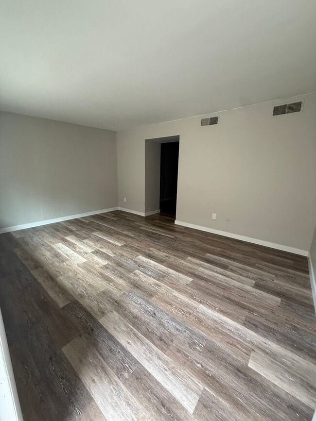 Building Photo - 3665 Michigan Ave