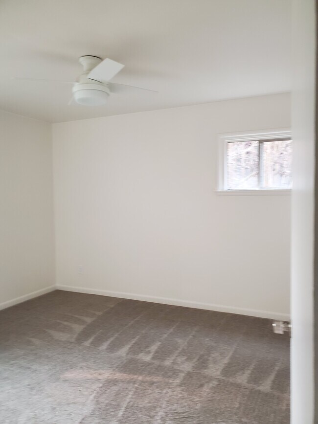 Bedroom #3 - 1475 Rubenstein Ave