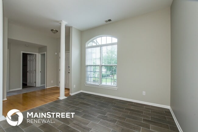 Building Photo - 12139 Autumn Winds Ln