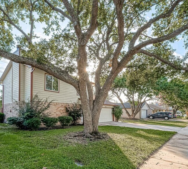 Building Photo - 4119 Swinden Dr