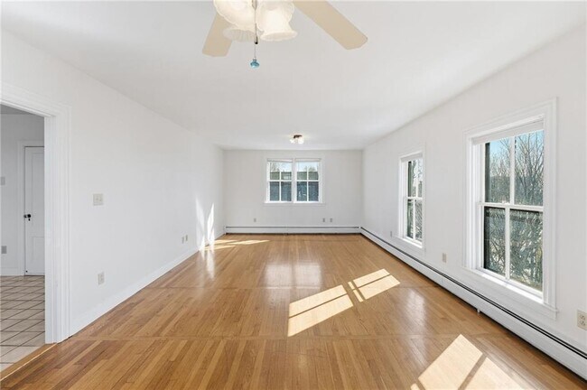 Foto del edificio - 686 Hope St