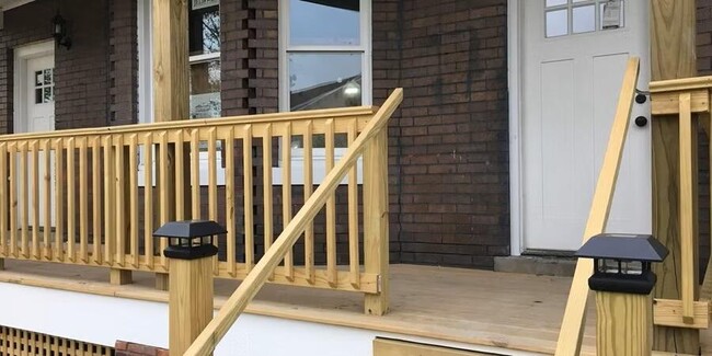 Foto del edificio - 222 Harper Ave
