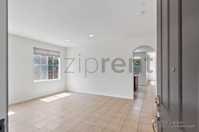 Building Photo - 1935 Cappelletti Ct