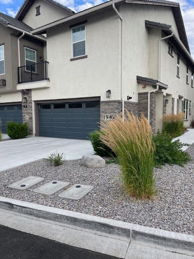 Foto del edificio - Large Condo in the Heart of Damonte Ranch